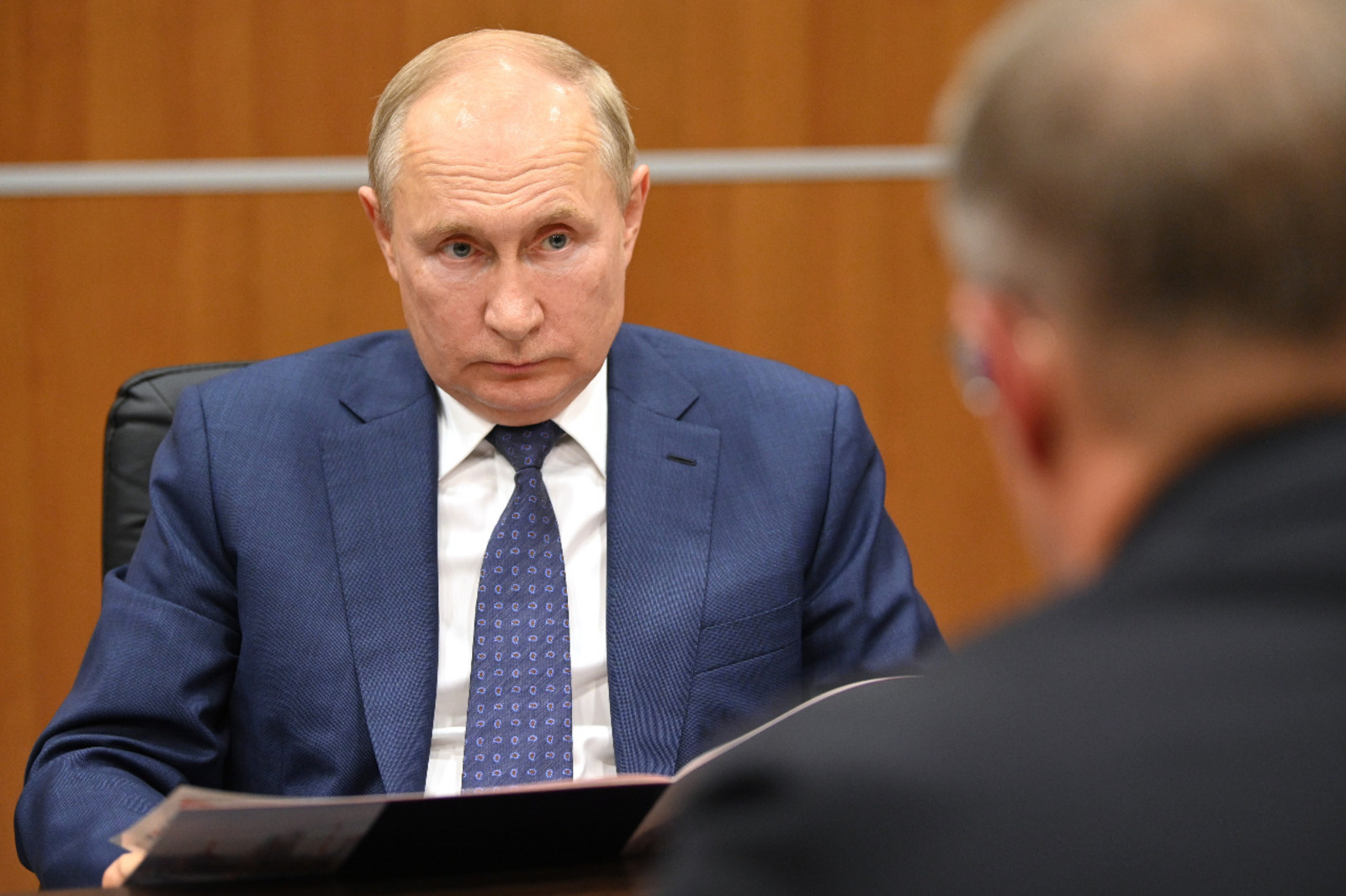 Президент России Владимир Путин прорекрамировал башкирский мед
