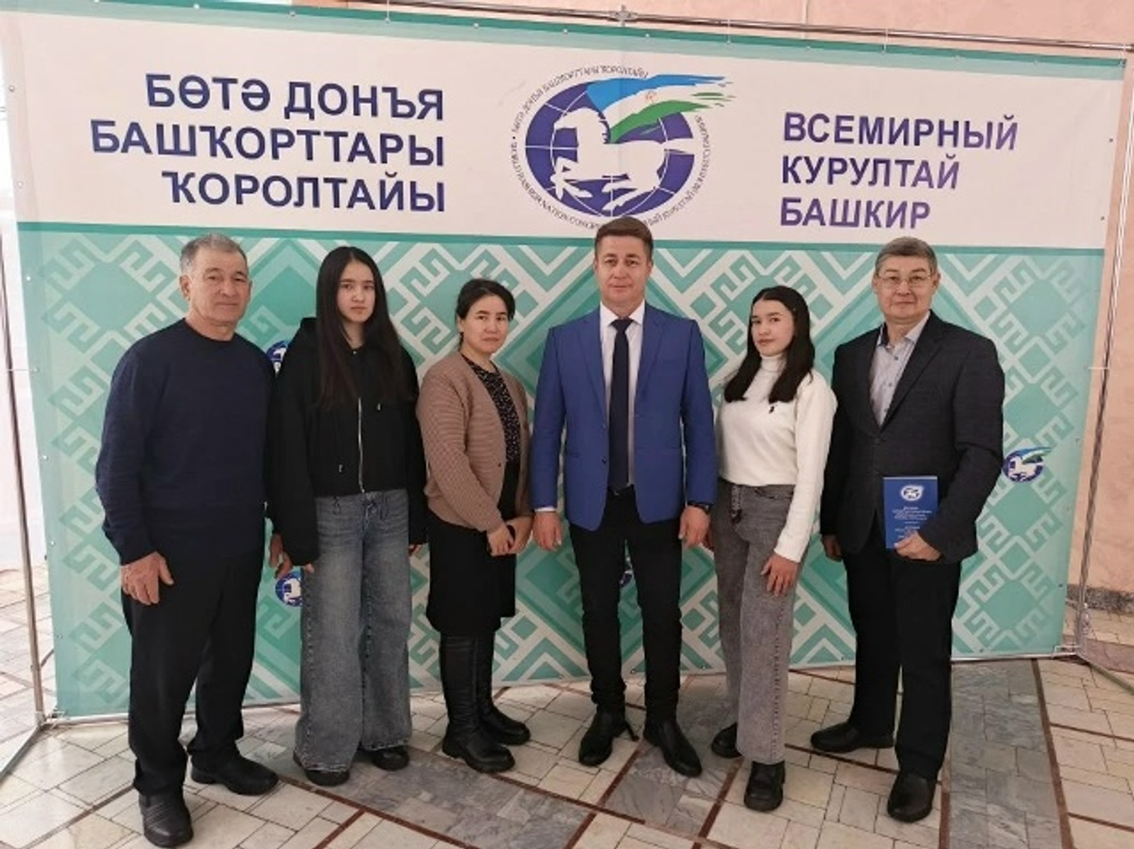 Өлгөлө башҡорт ғаиләһе