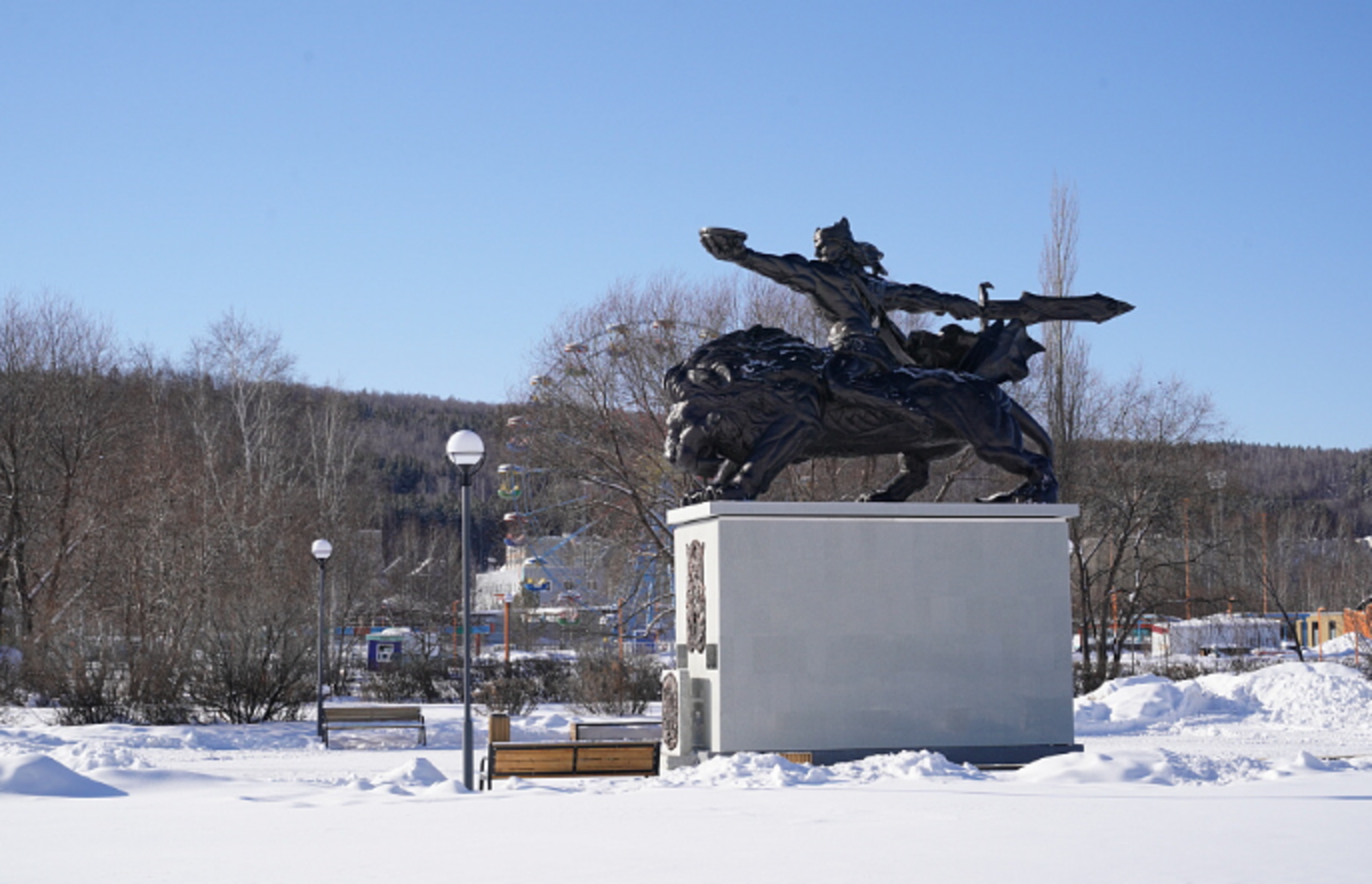 В Учалах завершают благоустройство Парка культуры и отдыха в рамках проекта «Пут