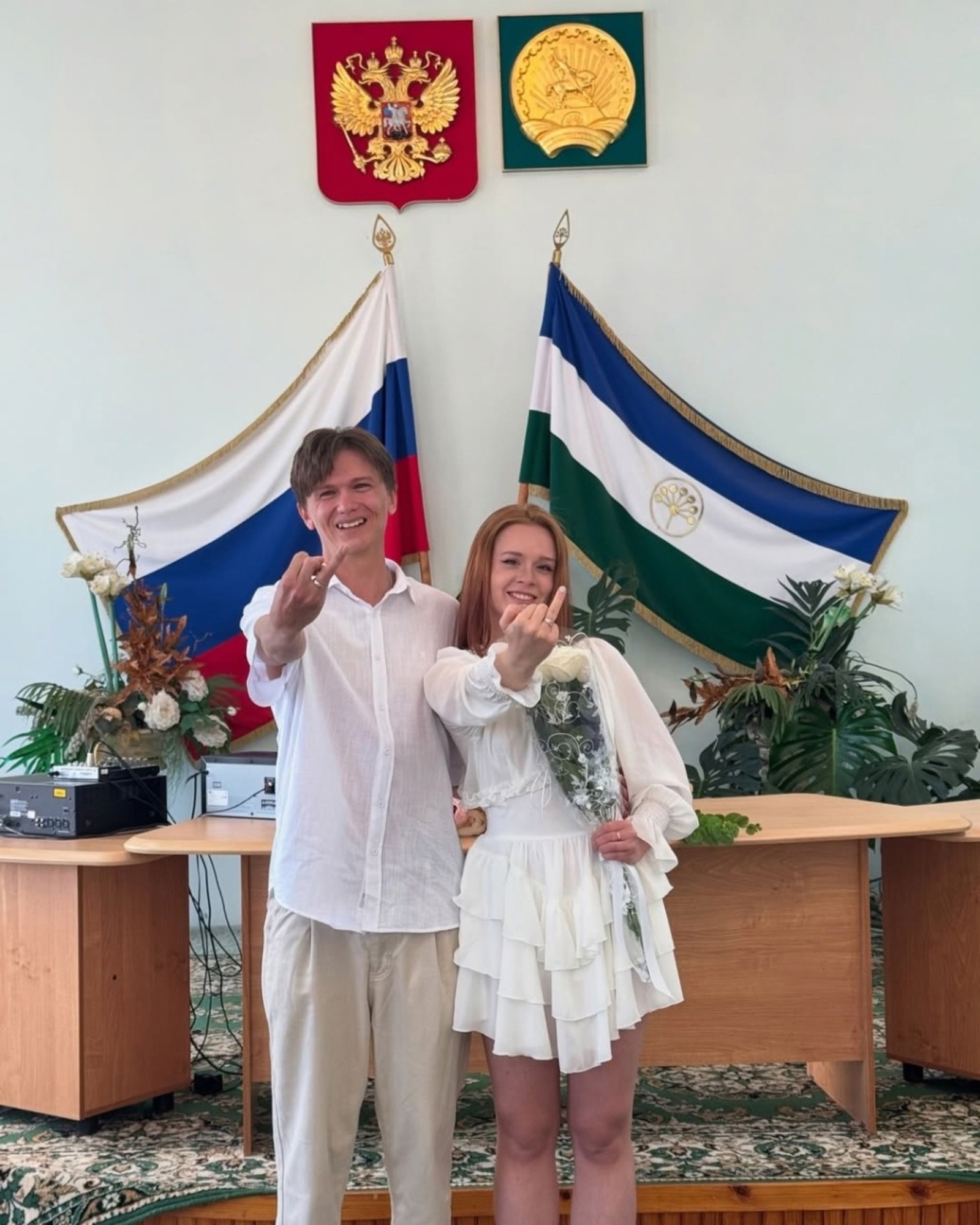 Появилось видео с момента регистрации свадьбы Насти Рыжика