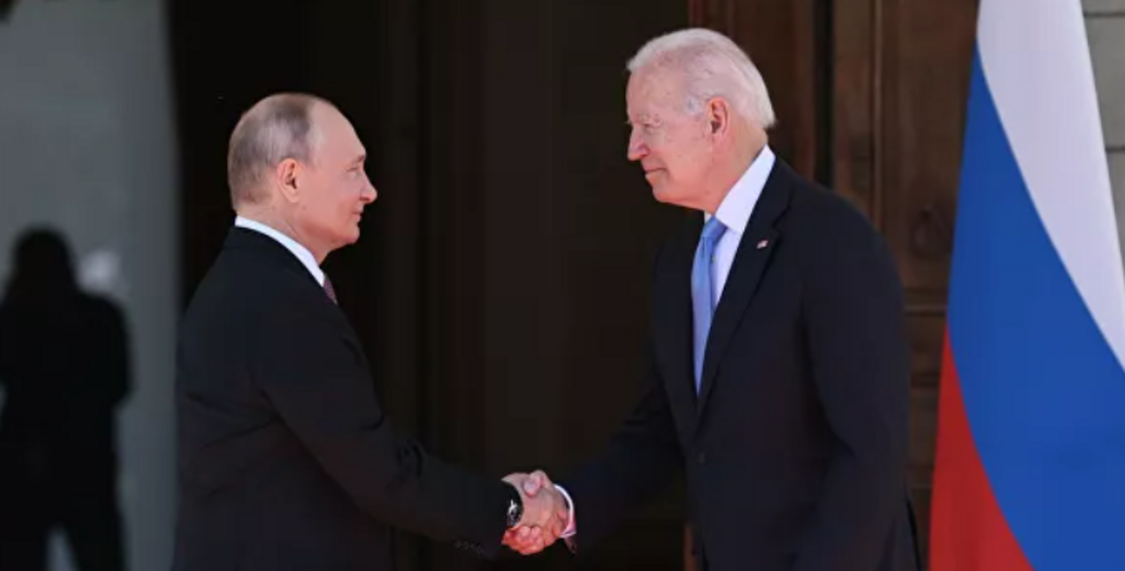 Путин обсуждал с Байденом использование баз России